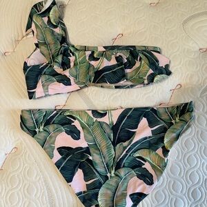 Tropical Leaf Print Bikini Set